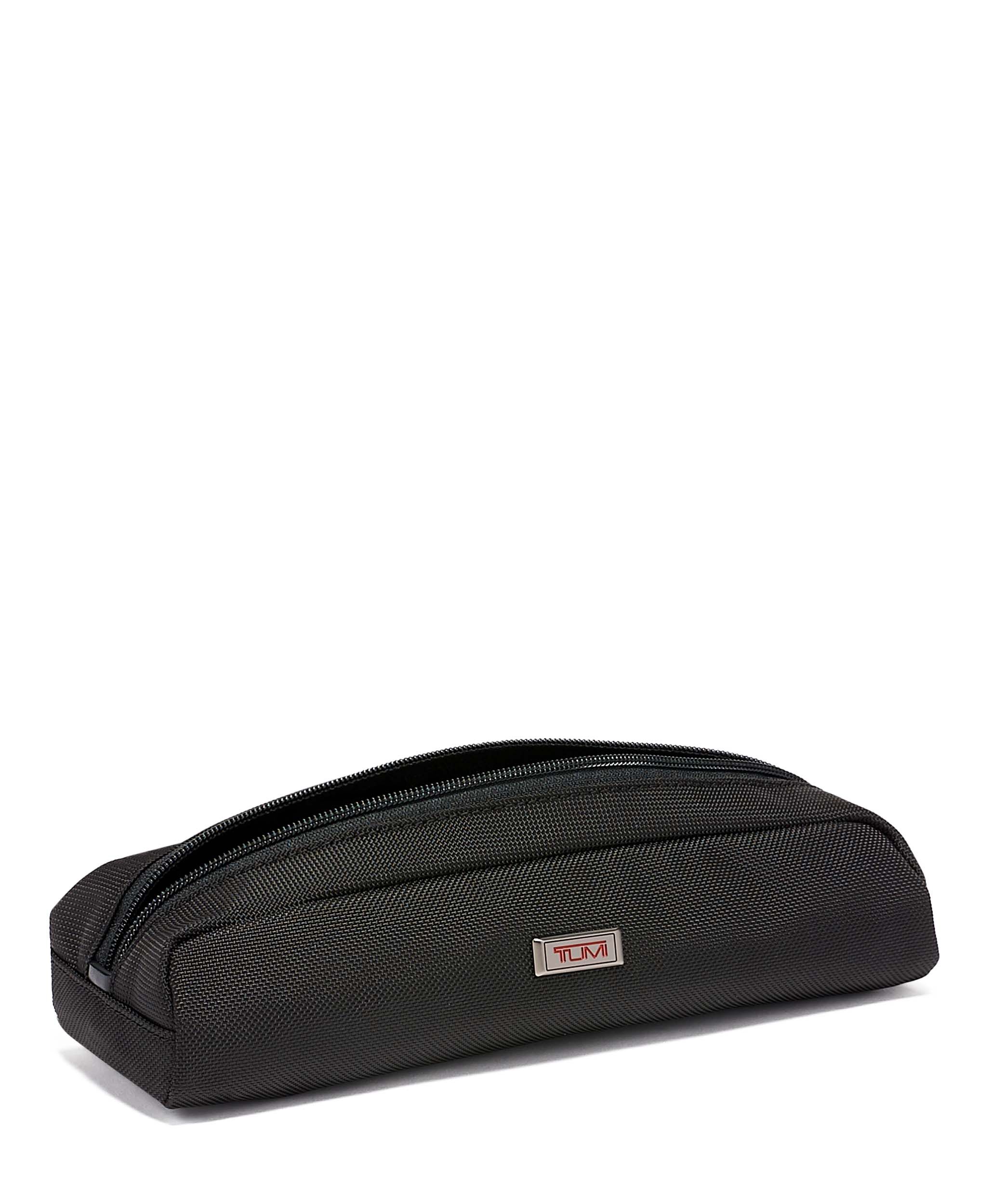 Tumi clutch alpha 2 2025