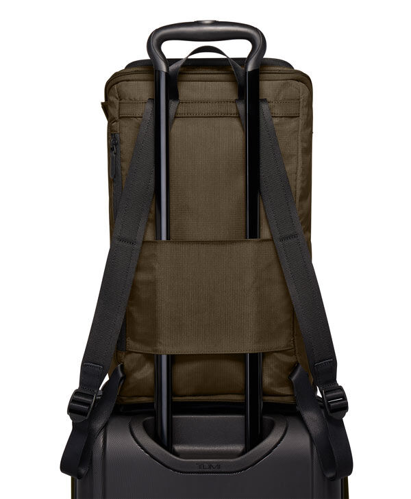 ネットで注文 Bravo Alpha Packable Hungary TUMI | Green Backpack バッグ