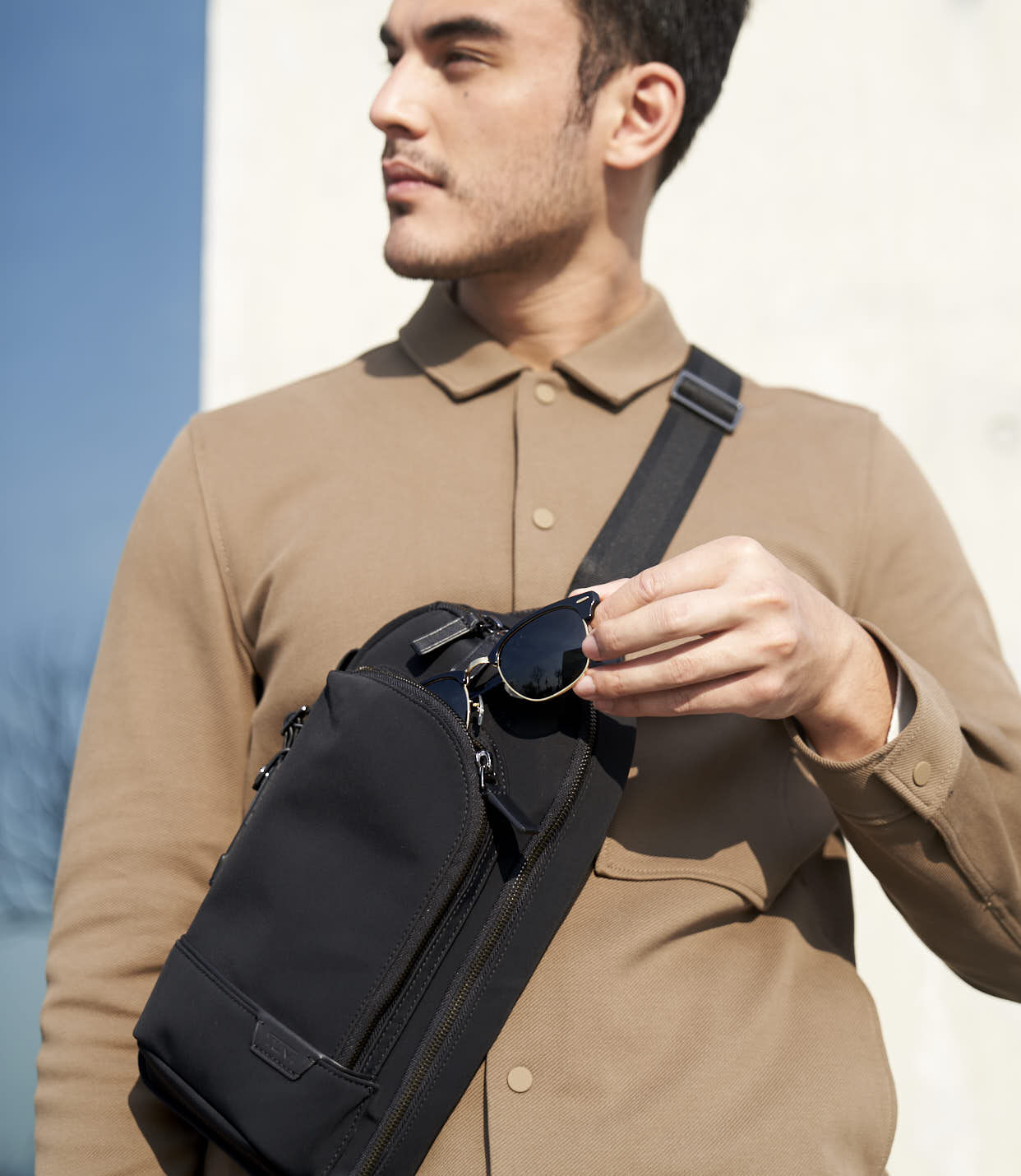 美品✨️希少 TUMI 69617HKO ビジネスバッグ デンスモア 2WAY TUMI トゥミ ビジネスバッグ 2way エクスパンダブル 拡張可能