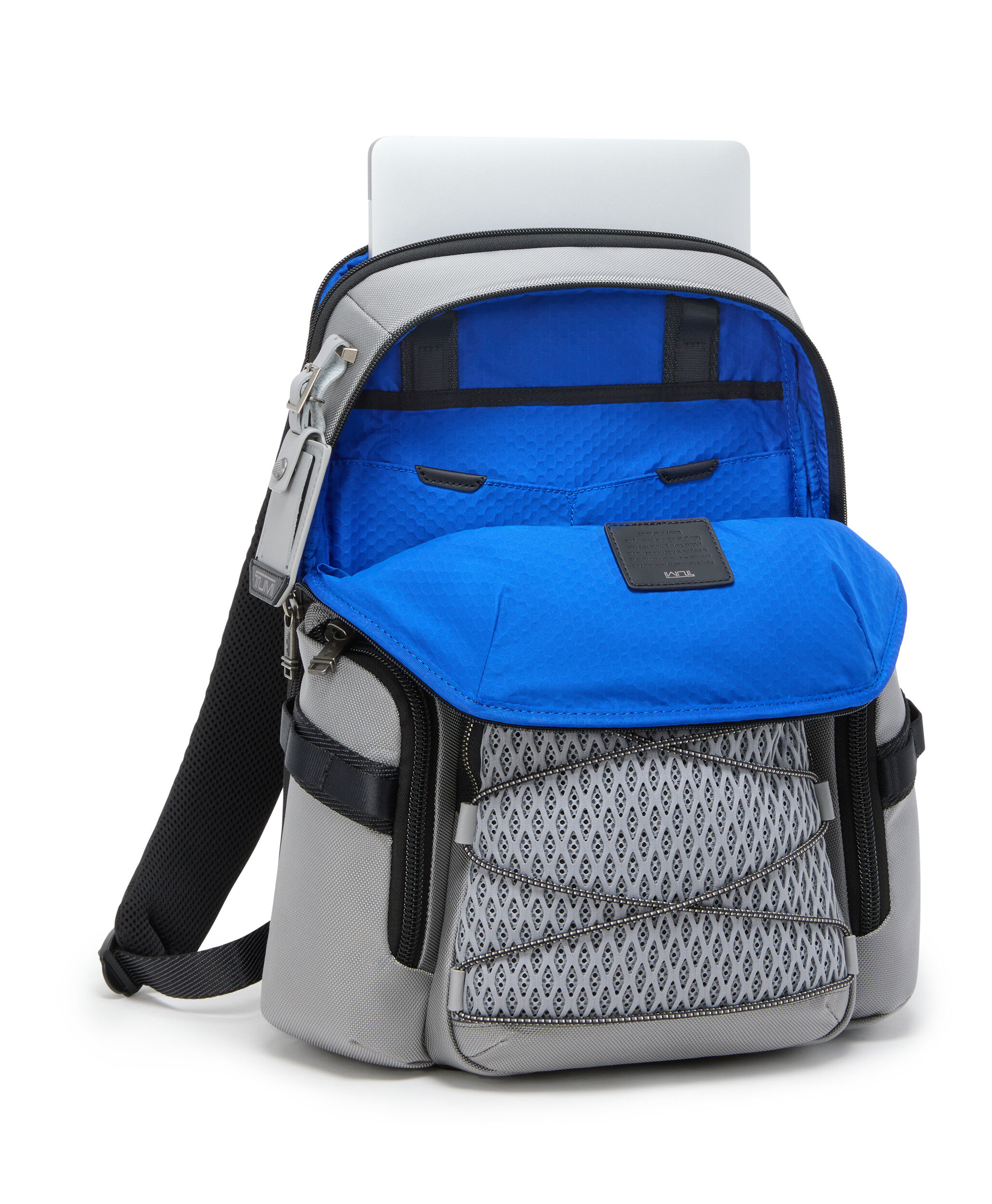 Alpha Bravo Luggage Collection | TUMI