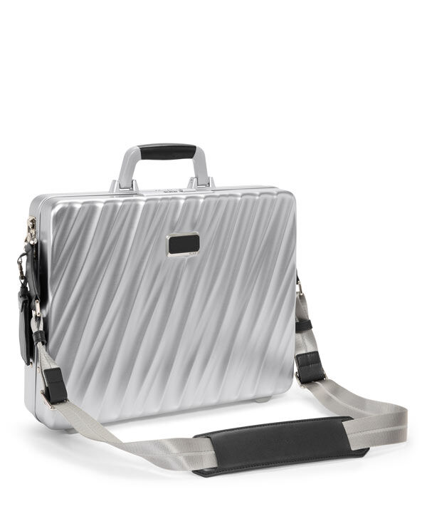 Briefcases & Portfolio Bags | TUMI