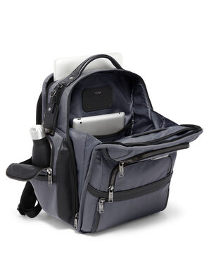 Alpha X TUMI Brief Pack&reg;