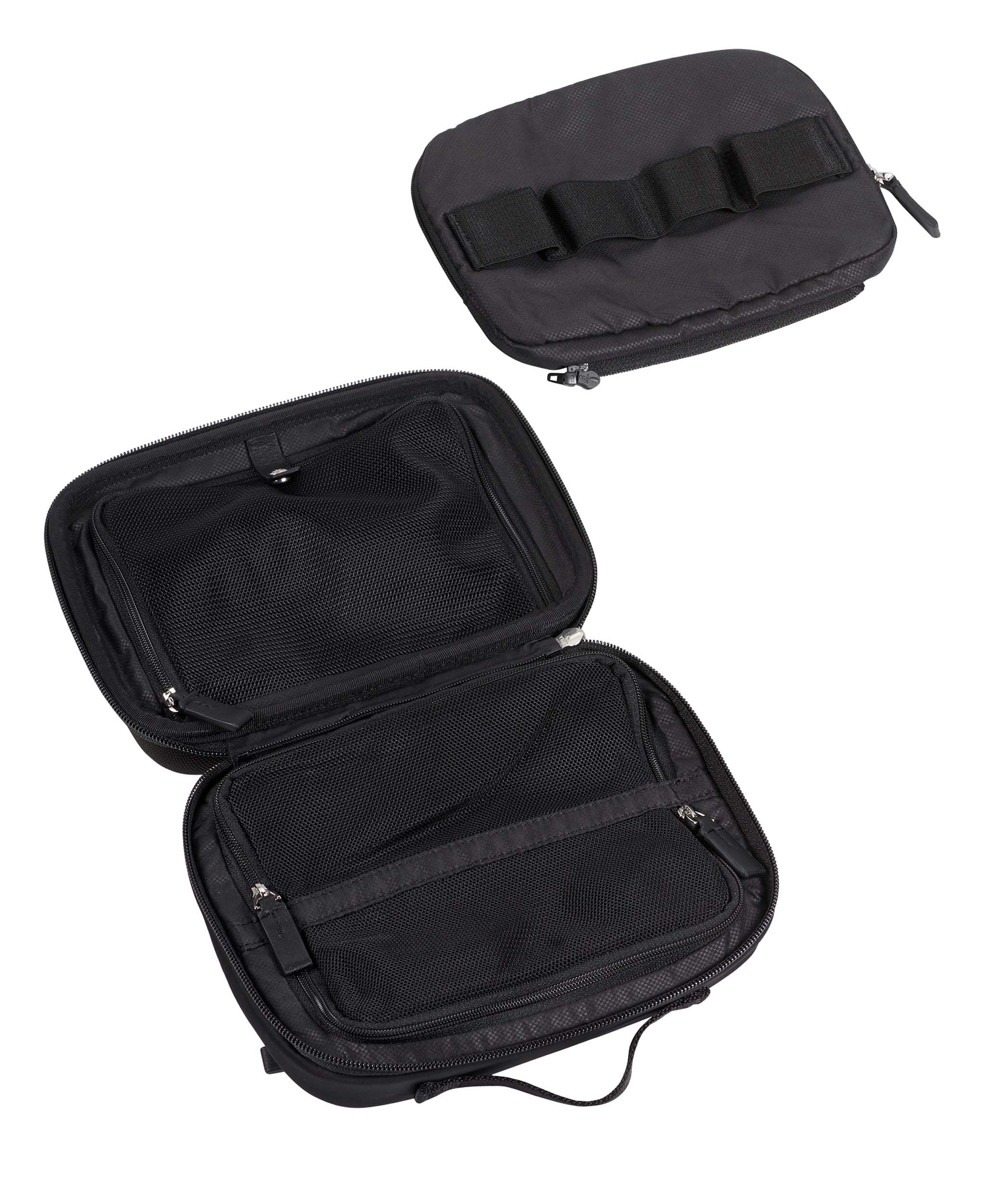 tumi coat hanger