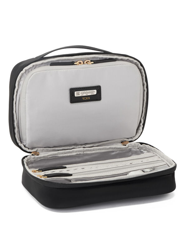 Tumi dopp kit store