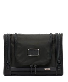Alpha 3 Hanging Travel Kit