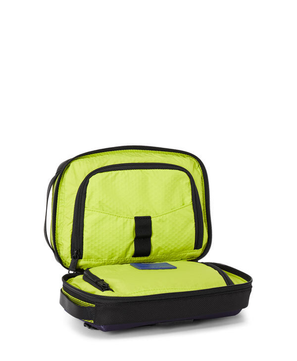 Tumi deals alpha blue