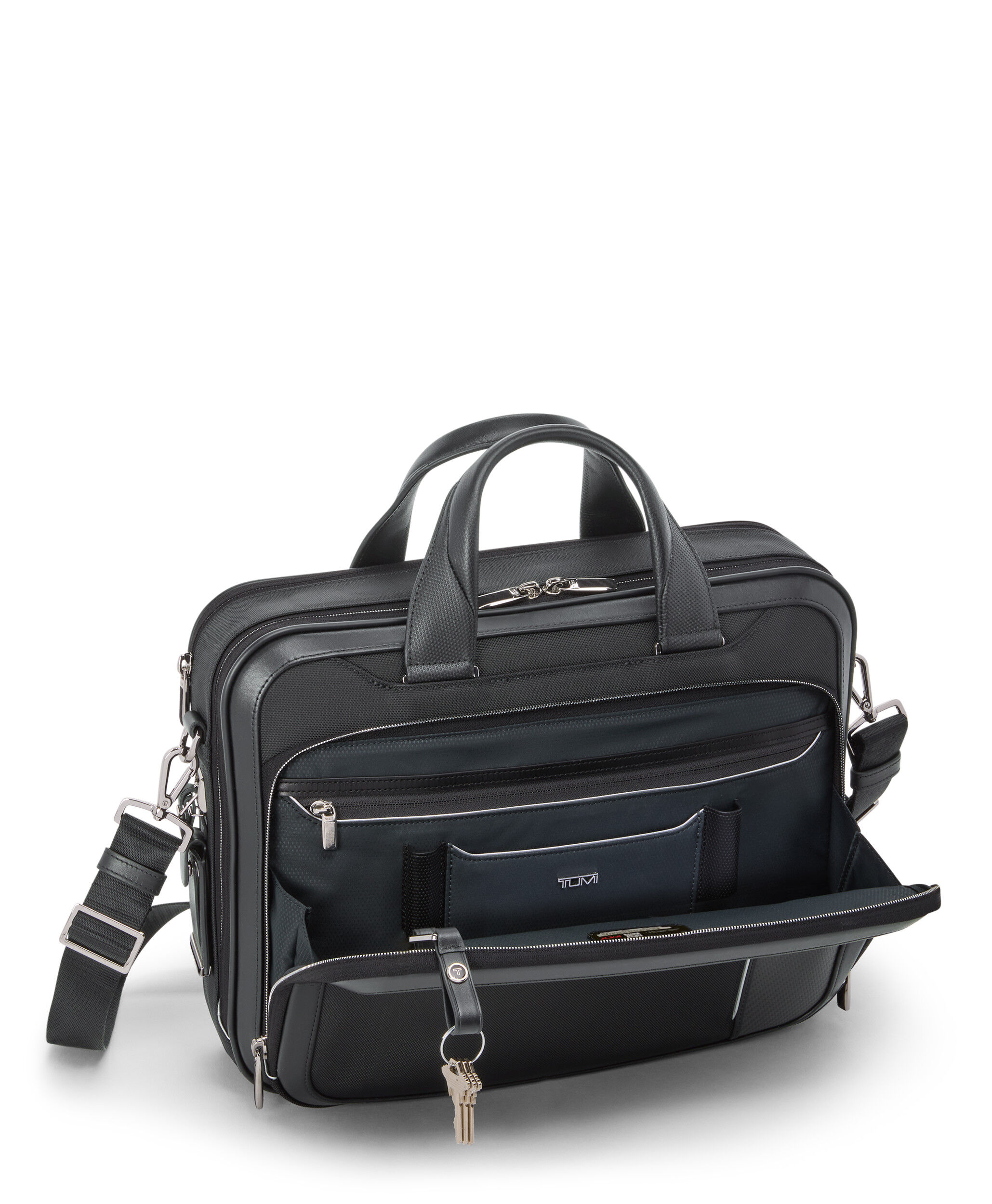 Arrive Collection | TUMI