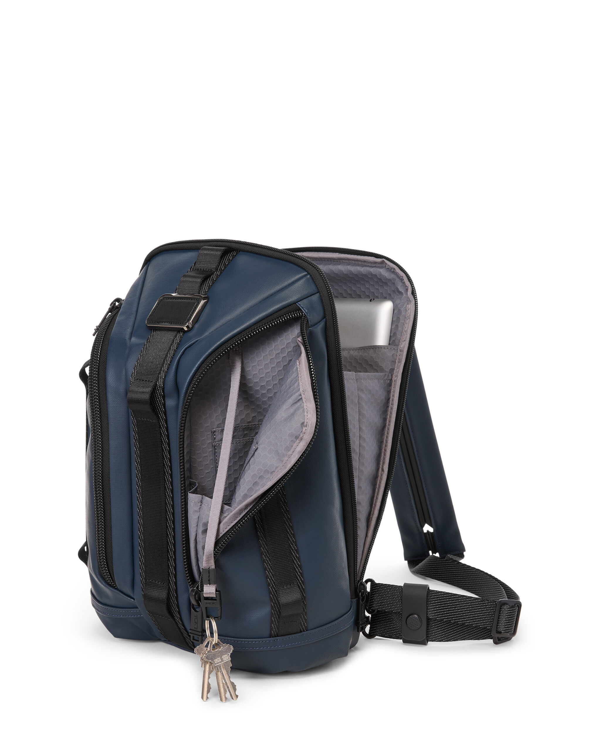 Alpha Bravo Luggage Collection | TUMI