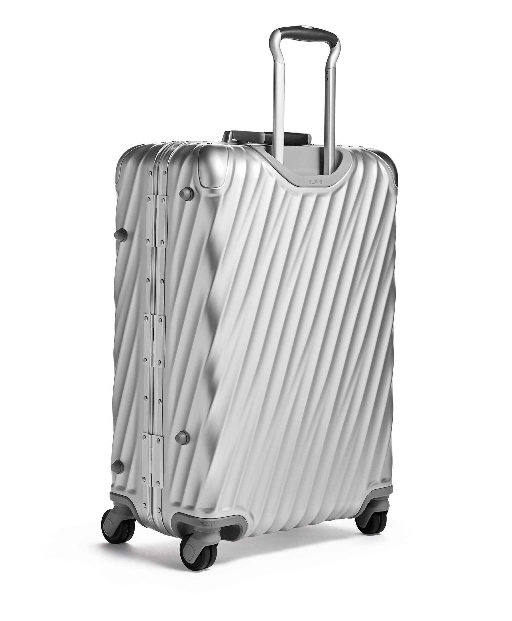 19 Degree Aluminium Short Trip Checked Luggage 66 cm | TUMI Hungary