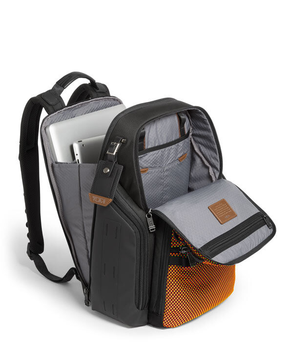 Alpha Bravo Luggage Collection | TUMI