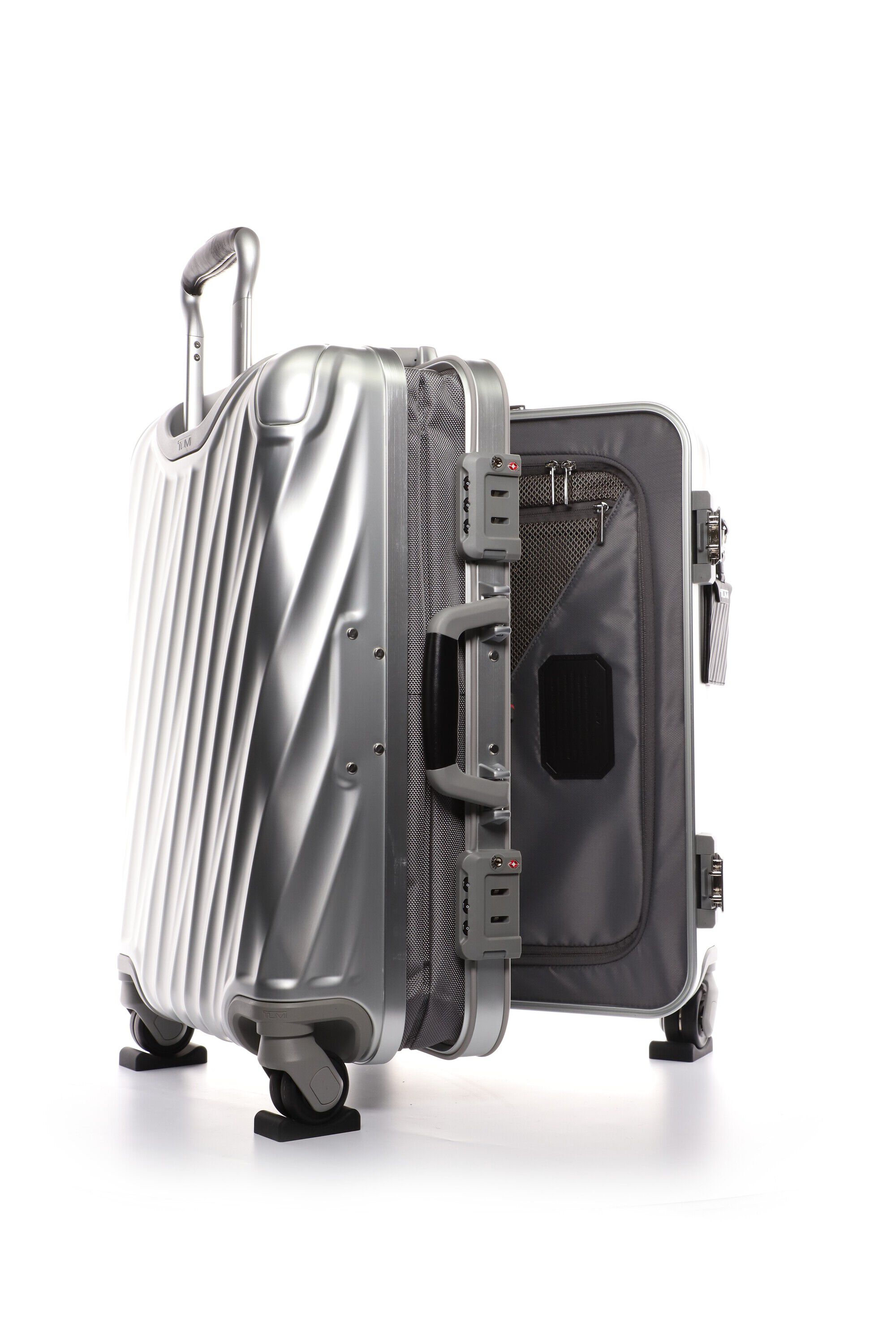 Tumi 19 degree luggage store