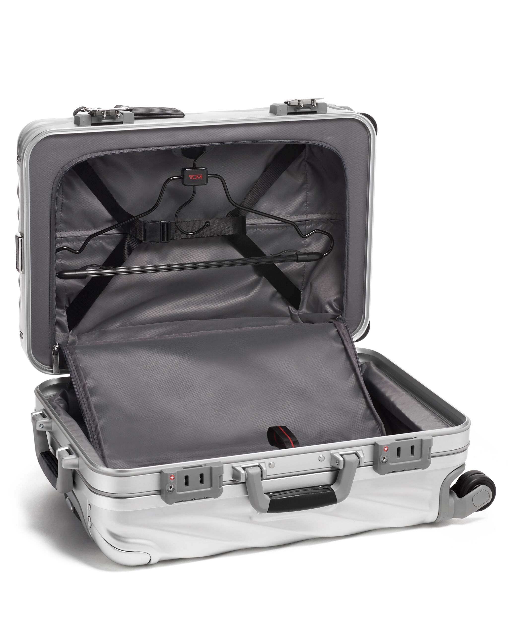 19 Degree Aluminium International Expandable Carry On 56 cm TUMI