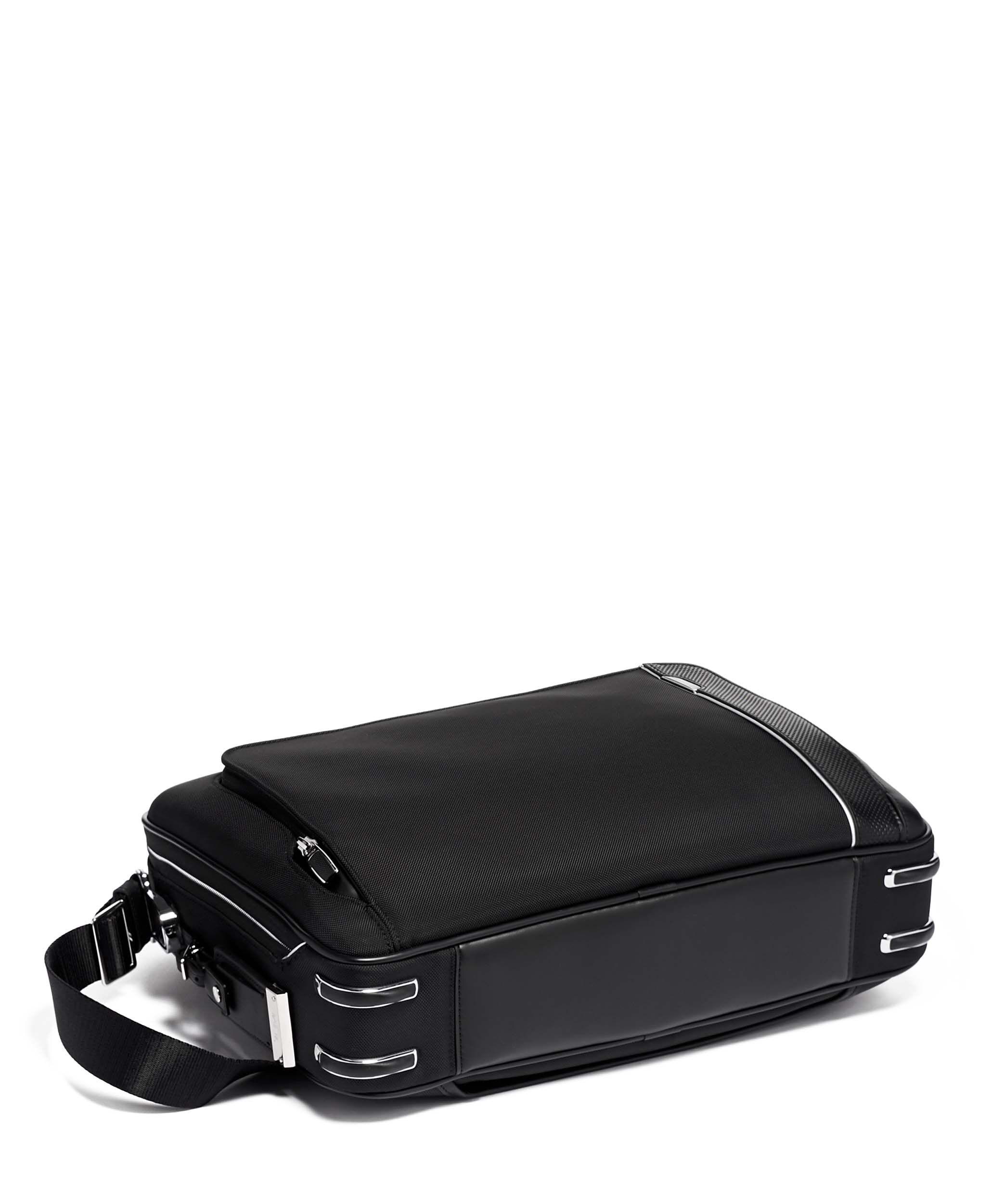 Tumi sadler brief outlet