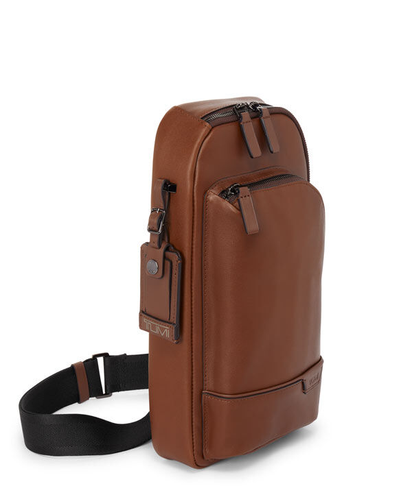 Harrison Gregory Sling Brown | TUMI Hungary