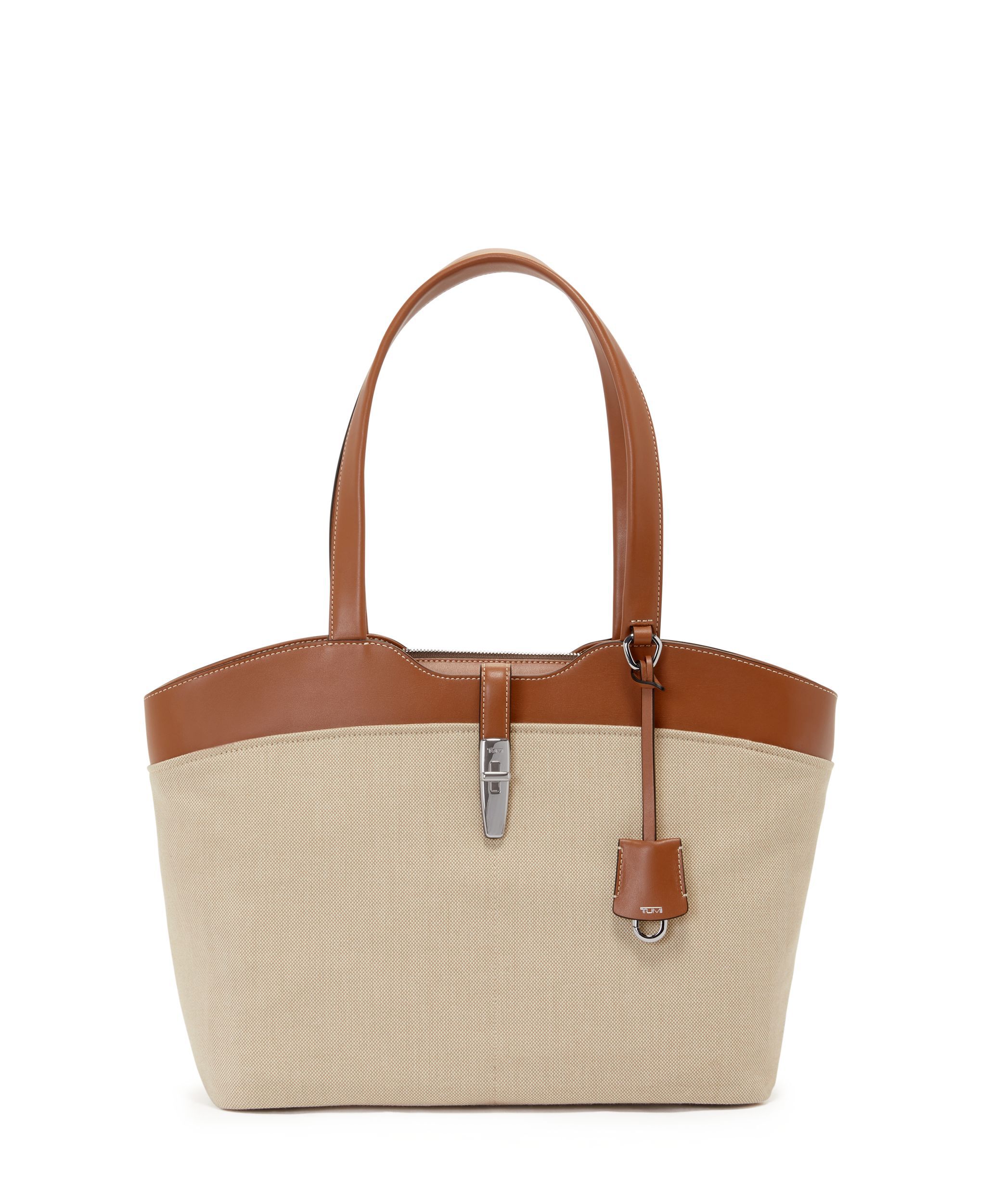 Tumi tote 2025