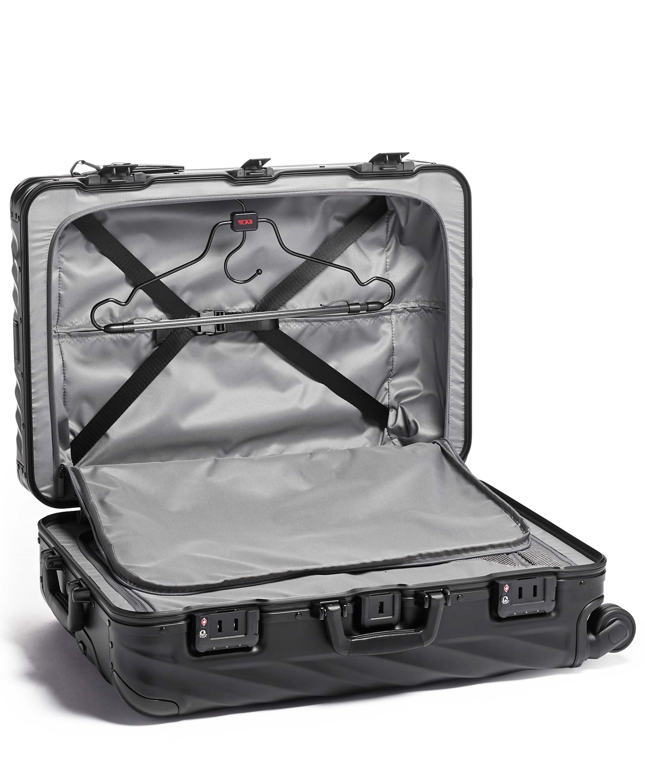 Tumi 19 degree aluminum short trip packing case hot sale