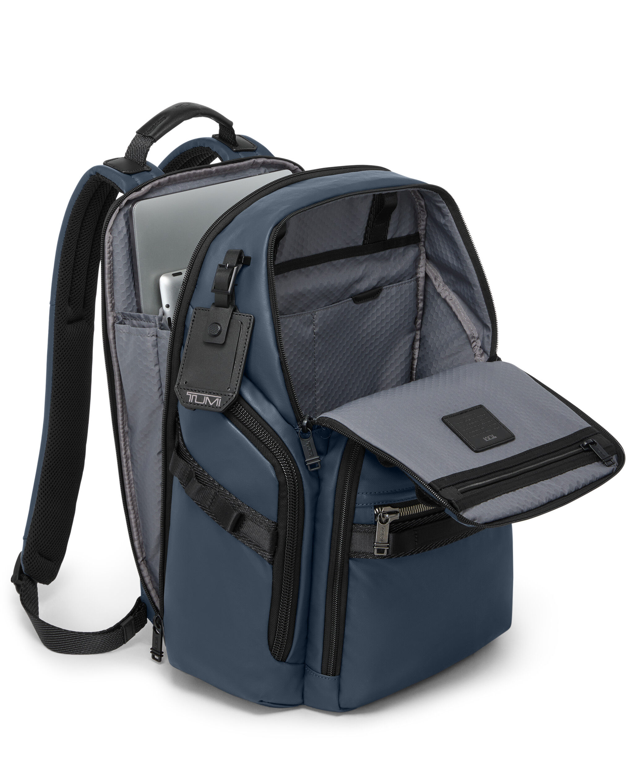 Alpha Bravo Luggage Collection | TUMI