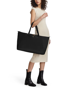 VOYAGEUR Just In Case Tote