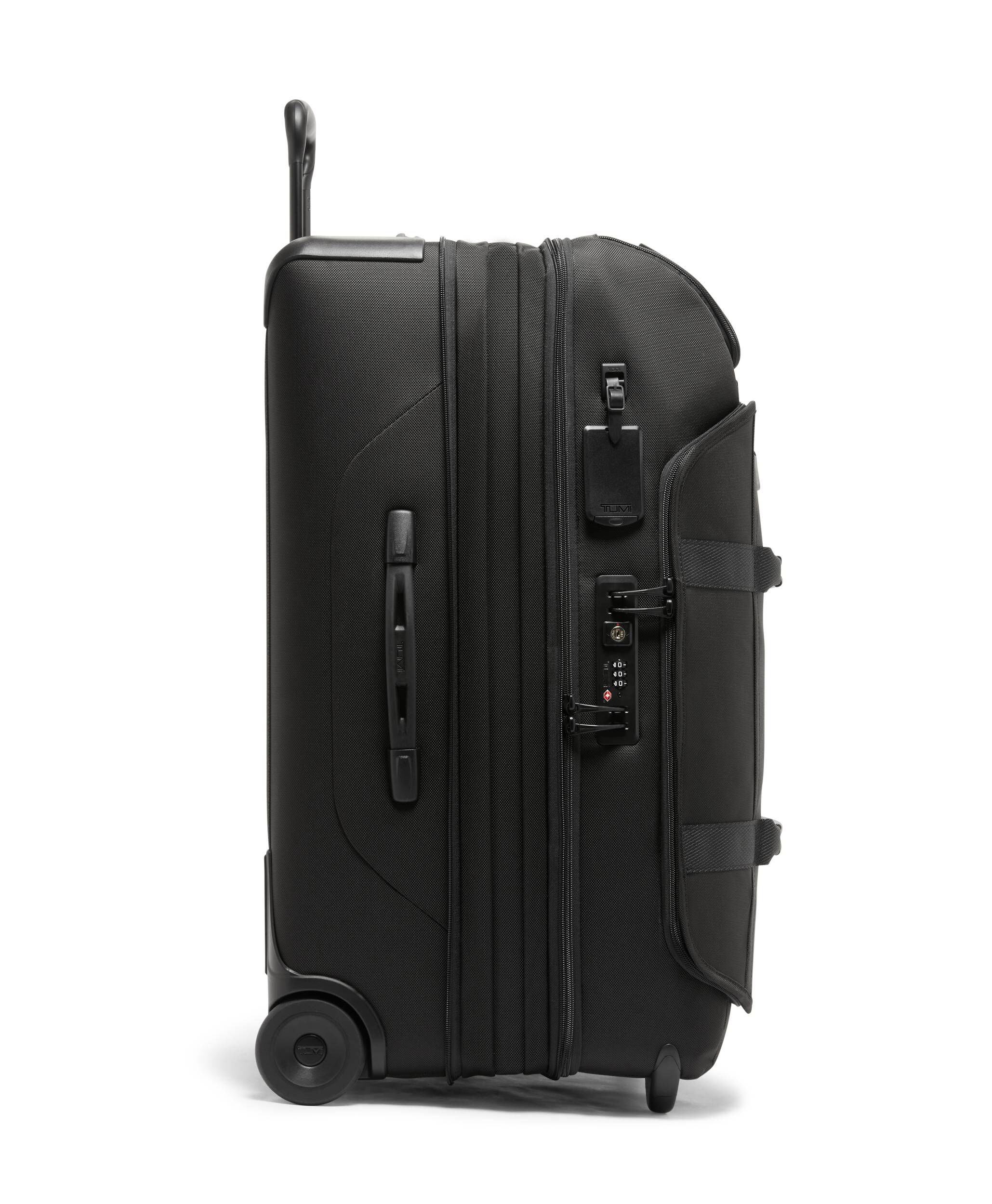 Tumi alpha bravo duffel store